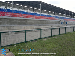 Оцинкованное газонное ограждение из 3D панелей купить на заводе в Москве