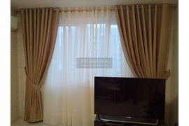 Шторы на люверсах в комнату.