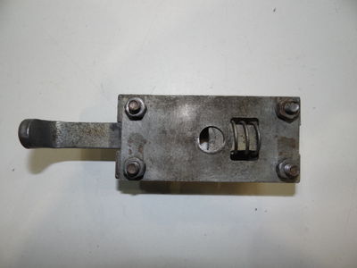 Защёлка сиденья Урал Днепр