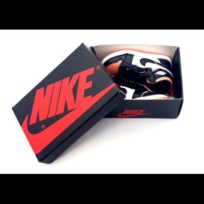 Кеды розовые 1/6 (OS06C) ONESIX-VERSE TOYS