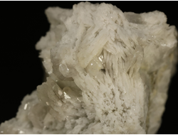 Барит, друза расщепленных пластинчатых кристаллов, Россия, Адыгея (102*102*87 мм, 944 г) №15908