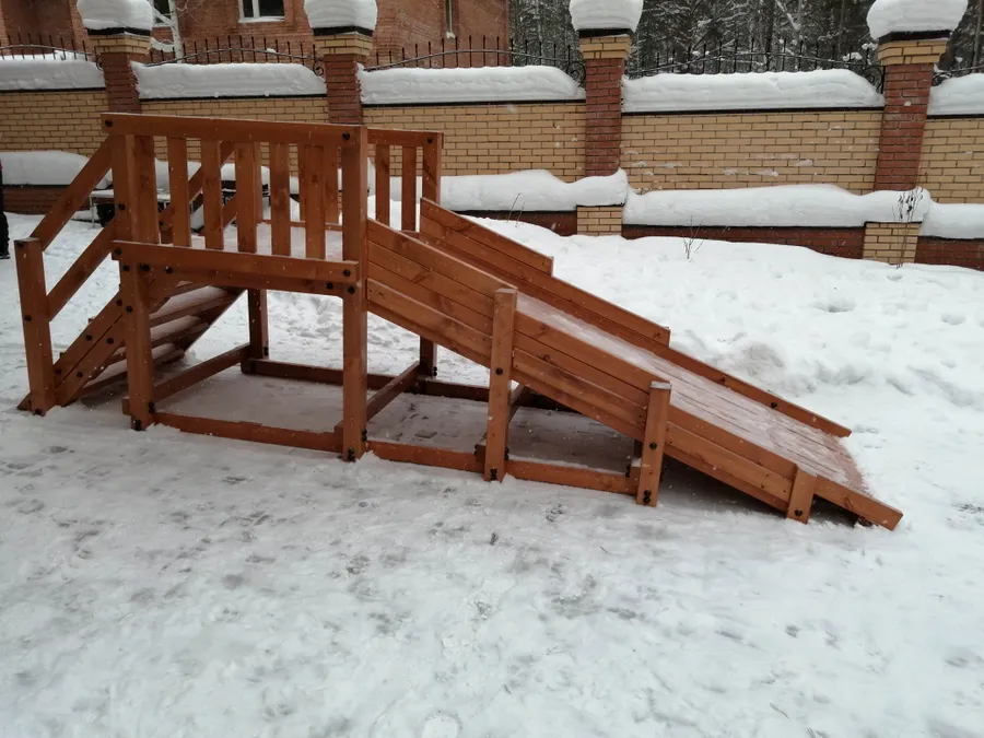 Зимняя горка Урал покрытие грунт лак (Самсон)