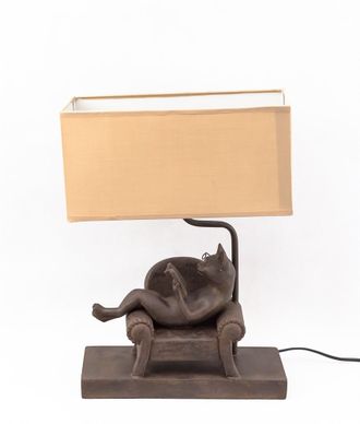 Настольная лампа "Кот на кресле с книгой"