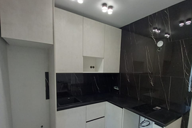 Кухня черно белая