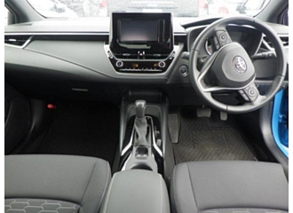 Автомобиль Toyota COROLLA NRE210H 2019 год