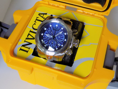 Invicta 25903 Venom