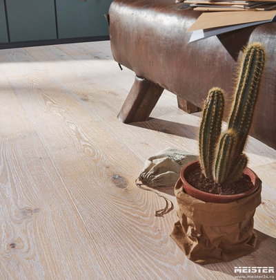 Паркетная доска Meister Дуб Аутентик Белый мытый 8742 в интерьере