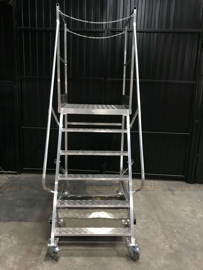 Лестница с площадкой ЛС-1.4 с консолью