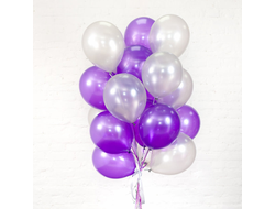 Фиолетовые и жемчужные шары