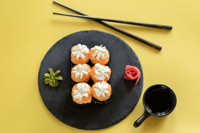 Акита с тигровой креветкой