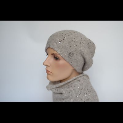 Vizio 6943 берет Италия с пайетками бежевого цвета