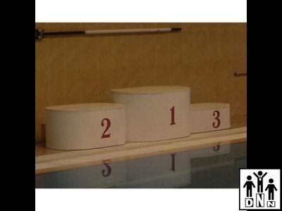 Пьедестал матрешка для награждения овальный АС-6 (размер 1 места 1000 х 650 х 540 мм) DNN