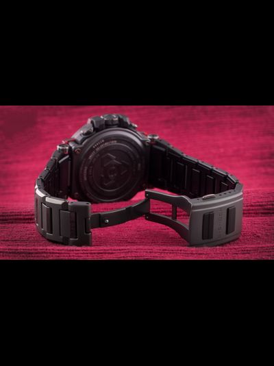 Часы Casio G-Shock MTG-B1000XBD-1A