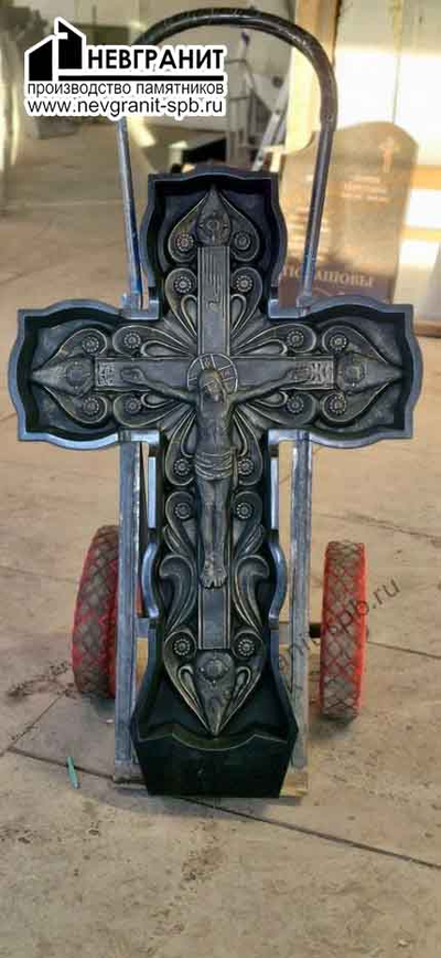 Гранитный комплекс  элитный 378  с крестом красивый
