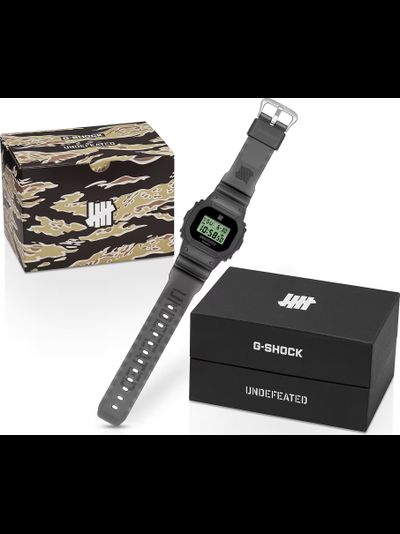 Часы Casio G-Shock DWE-5600UD-1