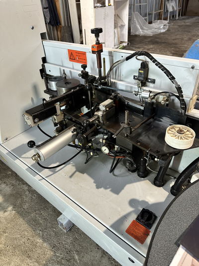 Kpoмкоoблицoвочный cтанок Ноlz-Hеr SPRINТ 1310-6.