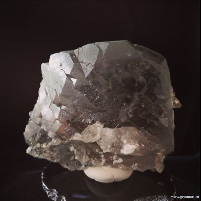 Кварц дымчатый ("крученик" или "gwindel")  с хлоритовой присыпкой. 80*40*65мм. (ААА)