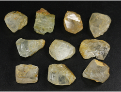 Топаз, кристалл, "дикий", в ассортименте, Россия, Забайкальский край (10-14 мм, 1-1,4 г) №36030