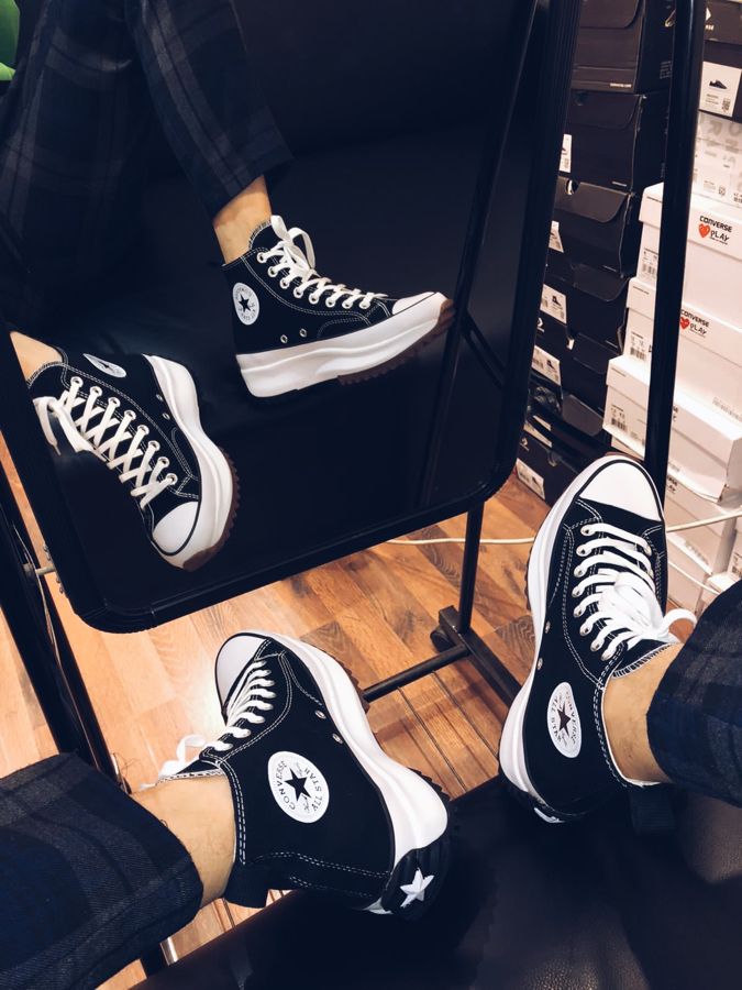 Успей купить Кеды Converse Run Star Hike в Москве со скидкой до 50%