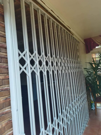 раздвижная решетка в патио 1