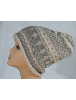 italyanskaya-shapka-vizio-6763-rozovaya-iz-alpaka