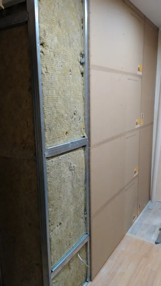 Монтаж панелей "Соноплат" по металлическому карксу