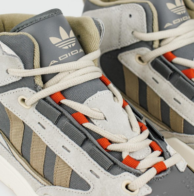 Adidas ADI 2000 Mid With Fur Light Grey