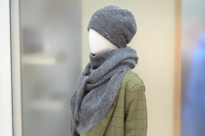 Антрацитовый шарф платок женский с пайетками Италия Vizio 6943 ST фото