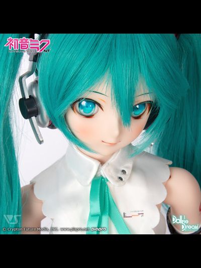 Кукла Мику Хацунэ (Dollfie Dream Hatsune Miku NT)