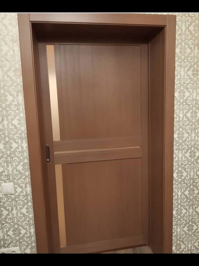 OPTIMA PORTE/ TURIN 523.221 ОРЕХ КЛАССИЧЕСКИЙ/ САТИН СВЕТЛОЕ. ПОЛОТНО ОСТЕКЛЕННОЕ