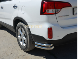 Защита заднего бампера уголки двойные d60/42 для Kia Sorento (2013-2020)