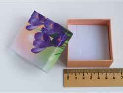 Футляр картонный без ленты (крокусы) 60*60*35 мм №12909