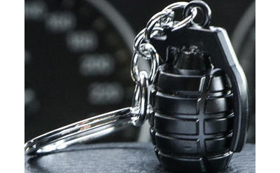 Брелок «ГРАНАТА», металл ЧЁРНЫЙ