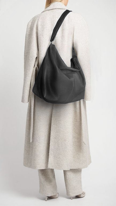 (АРТИКУЛ: 9901/0/8) СУМКА МЕШОК ЖЕНСКАЯ, БОЛЬШАЯ, НАТУРАЛЬНАЯ КОЖА, ЧЕРНАЯ, ШИРОКИЙ РЕМЕНЬ ЧЕРЕЗ ПЛЕЧО