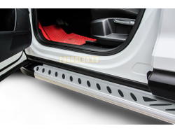 Пороги алюминиевые "Elite Silver" 2000 серебристые Slitkoff для Volkswagen TERAMONT (2018-2025)