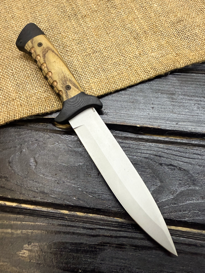 Подарочный нож 6Х9С сталь AUS10, рукоять комбинированная G10 и стабилизированное дерево коричневое