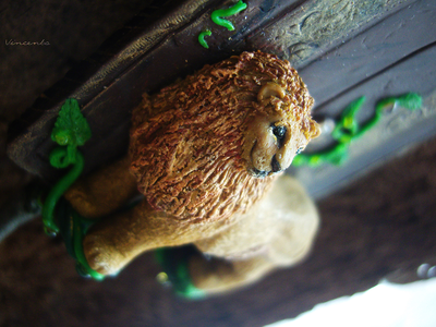 Колье "Аслан. Хроники Нарнии" (пышное колье с подвеской ручной работы)