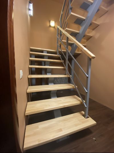 Лестница на металлическом каркасе - проект №211