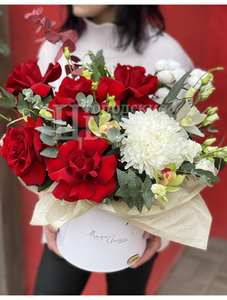 Цветы в коробках