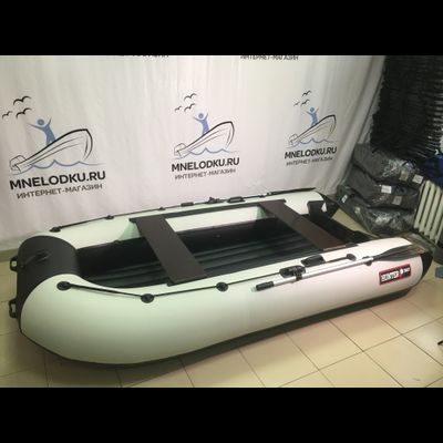 Моторная лодка Хантер 335 А Лайт