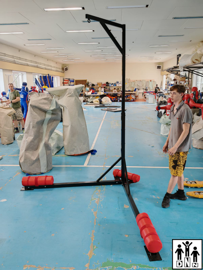 Стойка напольная для боксёрского мешка