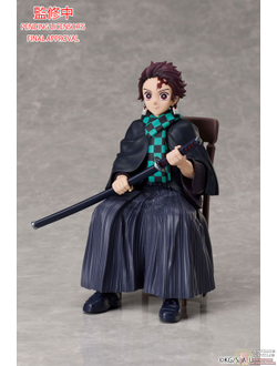 Фигурка Тандзиро Камадо (Kamado Tanjirou sits Aniplex)