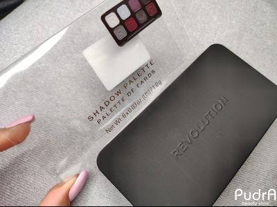 Makeup Revolution Палетка теней Forever Flawless Dynamic Ebony