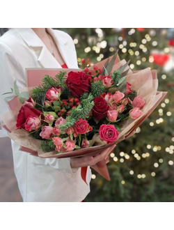 Букет с нобилисом и розами