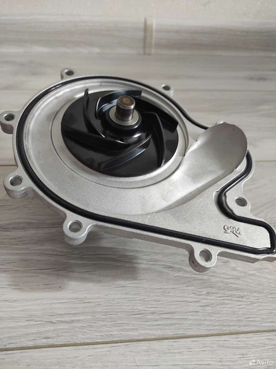 Насос водяной Газель Камминс 2.8 оригинал FOTON (снятый)