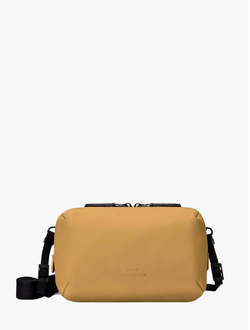 Ucon Acrobatics Ando Prairie Sand вид спереди