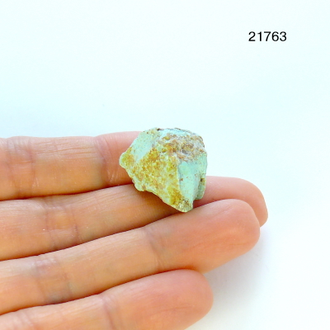 Бирюза натуральная (необработанная) Казахстан арт.21763: 4,9г - 20*15*14мм