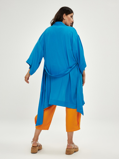 Нарядное кимоно в бирюзовом и черном цветах