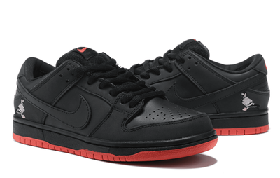 Nike SB Dunk Low Black Pigeon (Черные полностью) новые