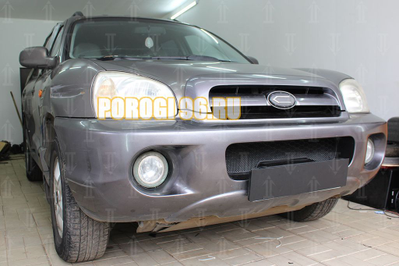 Защита радиатора Hyundai Santa Fe 2000-2006 (2 части) black верх